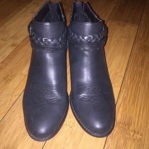 DV designed by dolce vita elda boots